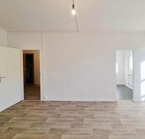 *Ruhige Lage*frischrenoviert*mit Sonnenbalkon* - Dresden Cotta