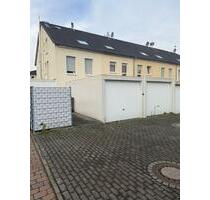 Modernes Reihenendhaus mit hochwertiger Ausstattung - Niederdorfelden