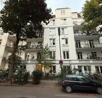 Charmante 2-Zimmer-Altbauwohnung in Hamburg-Winterhude