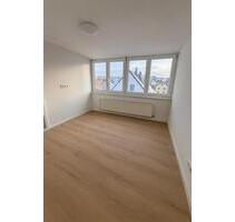 Helle 2 -Zimmer Wohnung in Augsburg-Oberhausen