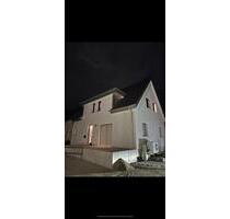 Kernsanierte KfW 55 Doppelhaushälfte zu vermieten in Burgau - Burtenbach