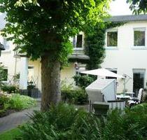 Attraktive 2 ZKB mit Garten und Küche und Garage in Mayen! TOP!