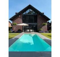 Einzigartiges Einfamilienhaus mit Pool in Rees-Millingen m