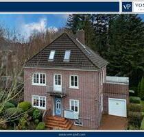 Altbaucharme im lichtdurchfluteten Dachgeschoss – Mietwohnung, zentrale Lage Norden