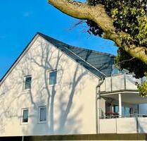 Brinkum I Großzügige Dachgeschosswohnung mit tollem Balkon - Stuhr