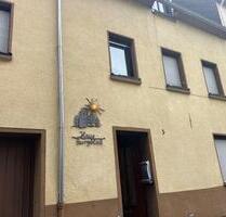 1 Zimmer Wohnung in Klotten - 270,00 EUR Kaltmiete, in Klotten (PLZ: 56818)