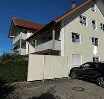 Schöne Erdgeschosswohnung Süd- Ostausrichtung mit Gartenanteil - Balzhausen
