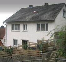 2 Zimmer Wohnung in Mainberg - 600,00 EUR Kaltmiete, in Neuendorf (PLZ: 97788)