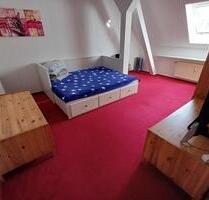 Vermiete möblierte Dachgeschoss Wohnung für mindestens 1 Jahr - Berlin Pankow