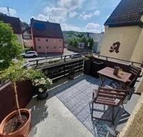 Zentrale 2 Zimmer Wohnung mit Balkon und Einbauküche in Krumbach - Krumbach (Schwaben)