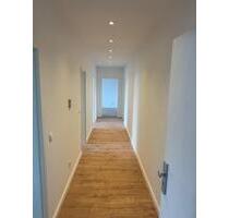 Erstbezug nach Sanierung! Schöne 3- Zimmer Wohnung mit Balkon - Hannover Herrenhausen-Stöcken