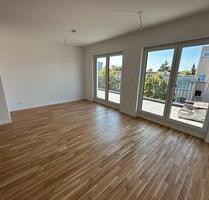 Modernes Penthouse mit Nord-und Südbalkon, Einbauküche und Aufzug - Berlin Tempelhof-Schöneberg