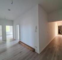 4-Zimmer Loft-Whg+K+B+G-WC, frisch saniert, ~136m², auch WG o.k.! - Göttingen Grone