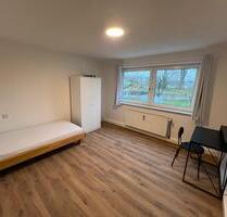 Helles Einzelzimmer ab Januar - 500,00 EUR Kaltmiete, ca.  17,00 m² in Dingolfing (PLZ: 84130)