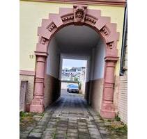 Komplett renoviertes Apartment für Singles mit Küche und Garage - Offenbach am Main Hafen