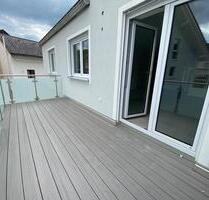 Neubau - gr. traumhafte 4-Zi.Whg. 1.OG m. gr. Balkon (4) - Grafing bei München