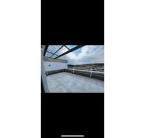 Schöne kleine Penthouse-Wohnung in VS-Schwenningen zu vermieten - Villingen-Schwenningen