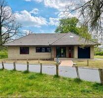 PROVISIONSFREI: Solider Bungalow oder MFH-Genehmigung im Erlenhof - Ahrensburg