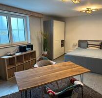 Kleine Ferien Arbeiter Kellerwohnung mit Tageslicht für 2 Person - Scheuring