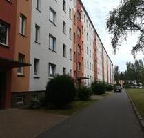 Stralsund 4-Raum-Wohnung Balkon Keller Küche Parkplatz ruhig EBK