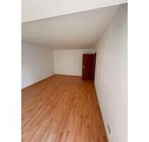 Schöne 2-Zimmer-Wohnung mit Balkon und PKW-Stellplatz - Bremen Hemelingen