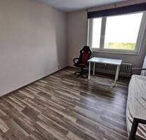 Möblierte 2.5-Zimmer-Wohnung in Pinneberg, Warmmiete 980€