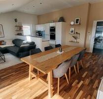 Helle 3-Zimmer-DG-Wohnung mit hohen Decken und Loggia, Nähe Hbf Ingolstadt