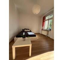 Helle 2-Zimmer-Wohnung mit Balkon – möbliert, für 6 Monate - Chemnitz Bernsdorf