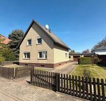 Einfamilienhaus *freistehend* mit Garten - Teilsaniert - mit EBK - Meine