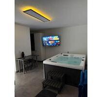 Ferienwohnung mit Whirlpool, Fasssauna und Garten - Medebach