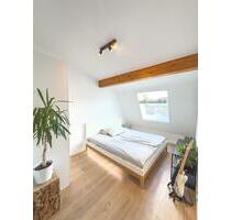 WG-Zimmer in vollmöblierter 3-Zimmer Maisonette - Bad Canstatt - Stuttgart Bad Cannstatt