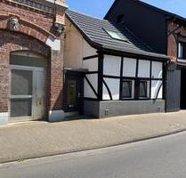 SCHMUCKSTÜCK im ZENTRUM - 280.000,00 EUR Kaufpreis, ca.  100,00 m² in Zülpich (PLZ: 53909)