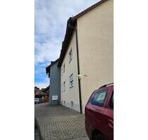 Eigentumswohnung 4,5 Zimmer Balkon 91 qm plus 29 qm extra im DG - Burglengenfeld