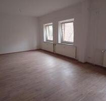Saniert in 2022 - 4-Zimmer-EL-Maisonette-Whg. mit 2 Bädern - Elsterberg