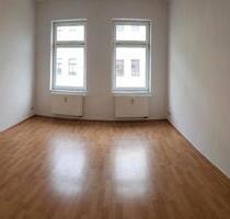 Helle Zweiraumwohnung mit Einbauküche im Medizinerviertel - Halle (Saale) Büschdorf
