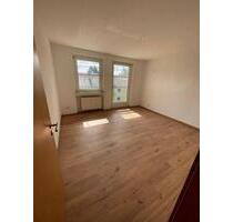 Renovierte 3-Zimmer Wohnung inkl. EBK und Balkon - Idar-Oberstein