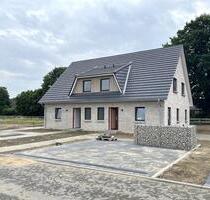 Schöne Doppelhaushälfte in Albersdorf - Erstbezug ab August 2025