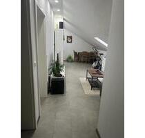 Helle 2-Zimmer-Dachgeschosswohnung in Butzbach – ca. 70 m²