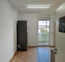 3 zimmer Wohnung ab 01.11 (nur Familie) - Ludwigshafen am Rhein