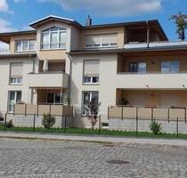 hochwertige 3-Raumwohnung im Erdgeschoss mit Balkon und Fußbodenheizung - Märkisch Buchholz