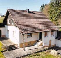 Einfamilienhaus in einem Ortsteil von Vilshofen zu vermieten - Vilshofen an der Donau