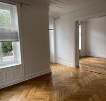 Stilvolle 3,5-Zimmer-Wohnung nahe Außenalster und Feenteich - Hamburg Wandsbek
