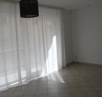Frankfurt Seckbach sehr schöne 2 Zimmer Wohnung in ruhigem Haus - Frankfurt am Main Innenstadt 3