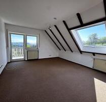 Renovierte 4 ZBK DG Wohnung - 770,00 EUR Kaltmiete, ca.  81,00 m² in Bissingen (PLZ: 86657)