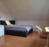 Gemütliches Zimmer zur Unter-Zwischenmiete - Köln Lindenthal