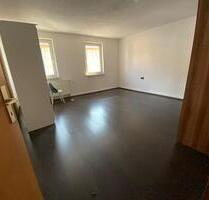 Helle 2 Zimmer-Wohnung -ab 01.01.2026 frei, zentral gelegen - Tuttlingen