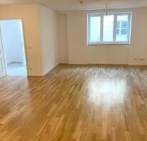 schönes, frisch renoviertes großes Apartment IN Altstadt - Ingolstadt
