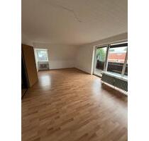 Modernisierte 2-Zimmer-Wohnung mit EBK in Oldenburg-Bürgerfelde