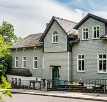 Whg. im Südviertel - 4 Zi. 100,3 qm - 2 Balkone, direkt im Grünen - Eisenach