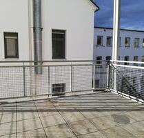 4-Zimmer Wohnung mit 2 Bädern und Balkon - Döbeln